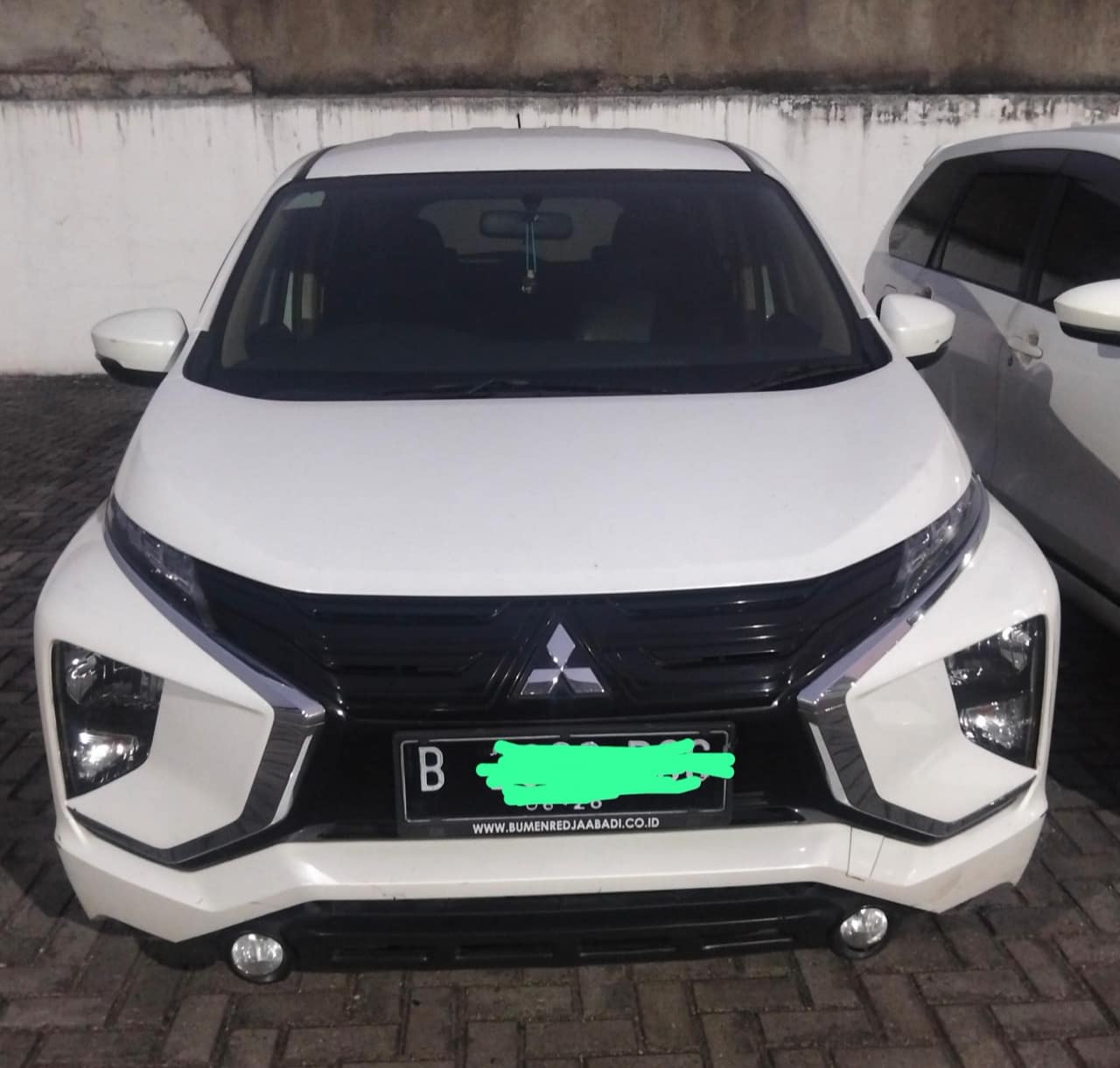 Mitsubishi Xpander GLS AT 2021 White Pearl foto 1